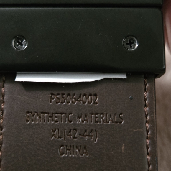 Nike Black and Reversible Men's Belt 42-44 - Picture 3 of 4